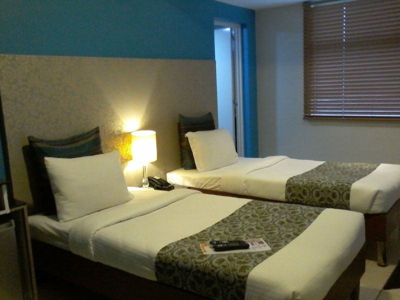 Pghi Hotel Quezon City Exterior foto