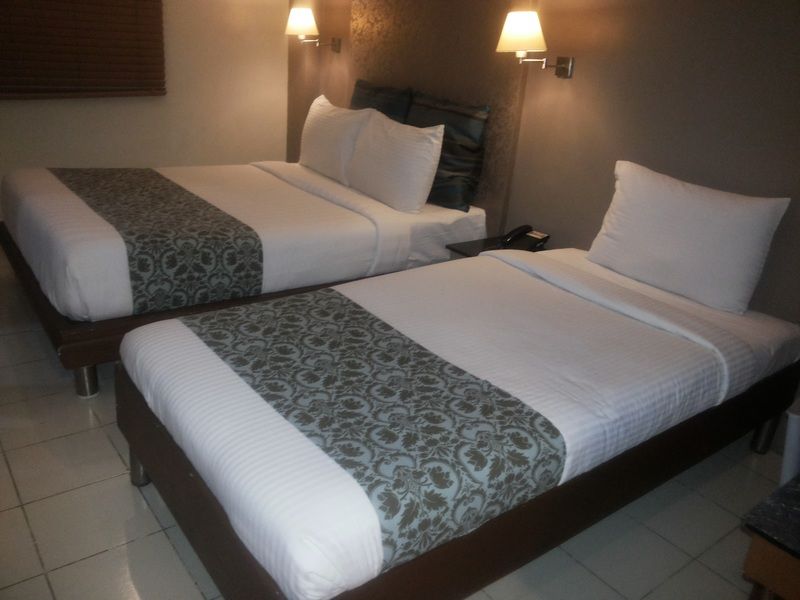 Pghi Hotel Quezon City Exterior foto